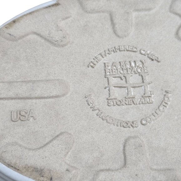 Pampered Chef Small Oval Baker Stoneware Cream USA - Picture 5 of 6